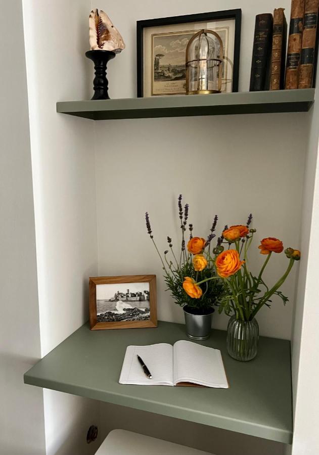 Les Petits Volets 2 Bed & Breakfast Antibes Dış mekan fotoğraf